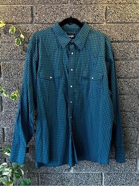 Vintage 90s Wrangler Plaid Western Snap Button Shirt